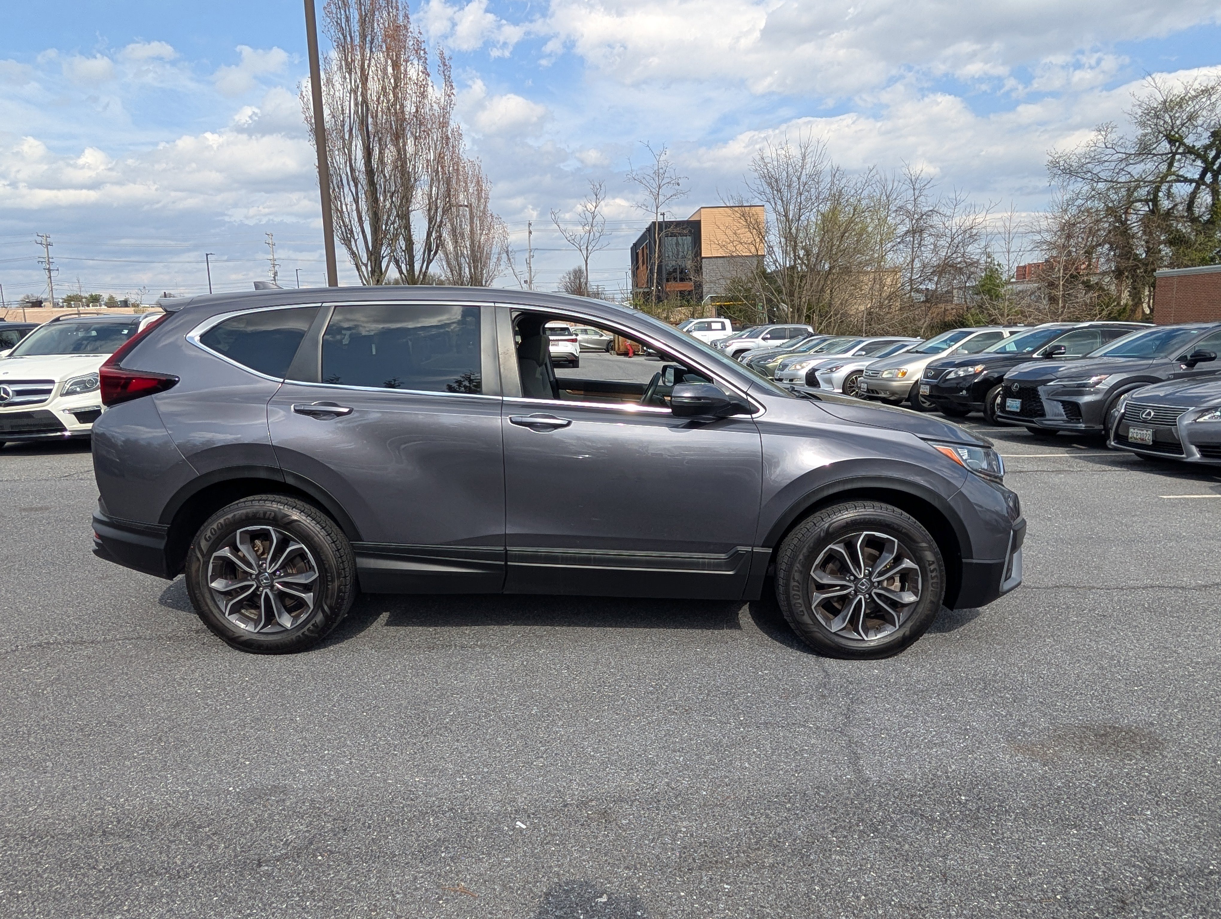 Used 2020 Honda CR-V EX-L image 2