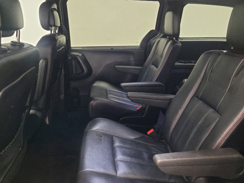 Used 2018 Dodge Grand Caravan GT FWD image 18