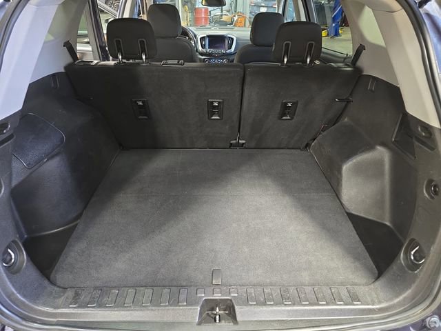 Used 2018 GMC Terrain SLE w/ Driver Convenience Package image 16