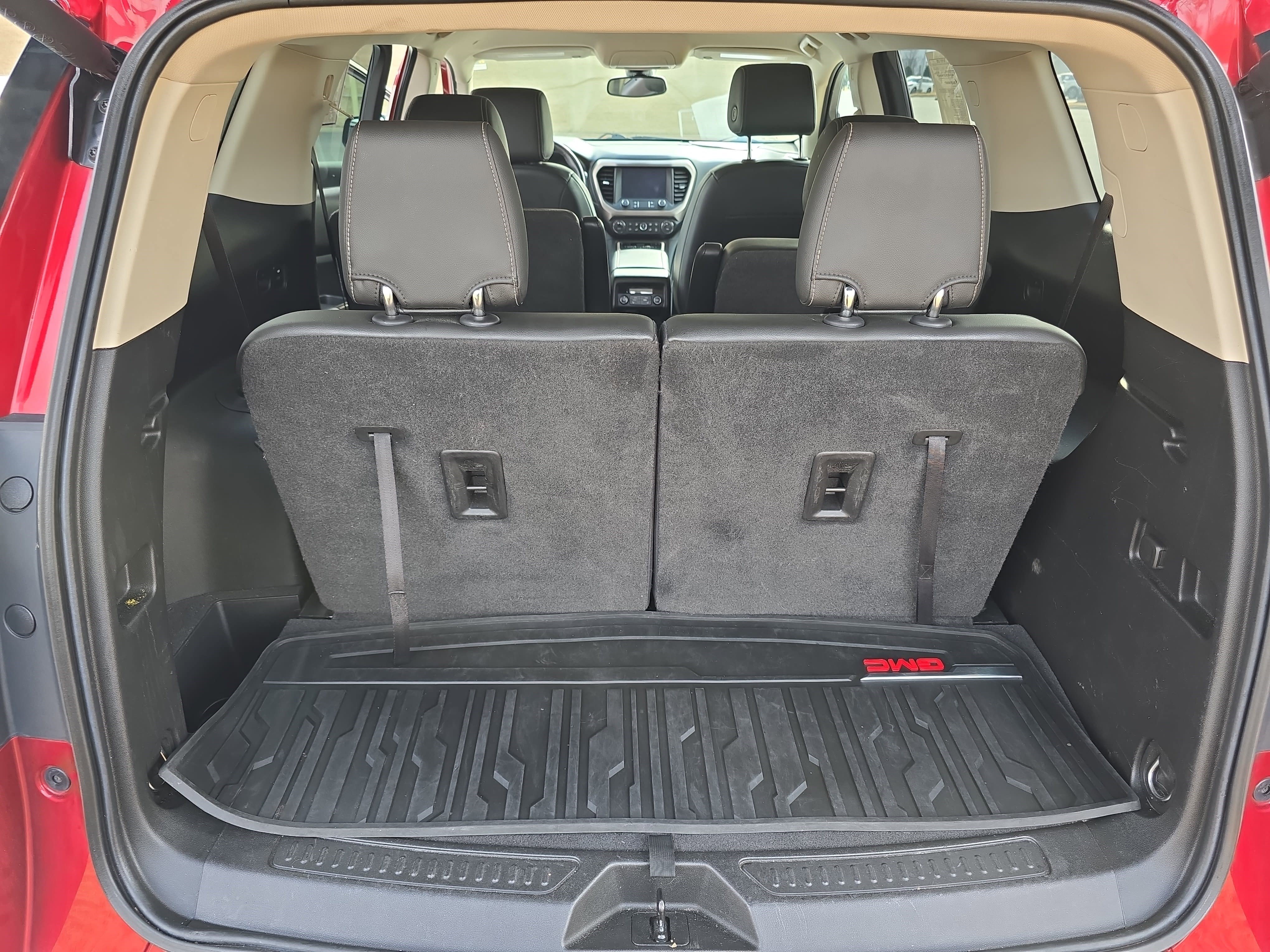 Used 2021 GMC Acadia Denali w/ Trailering Package image 12