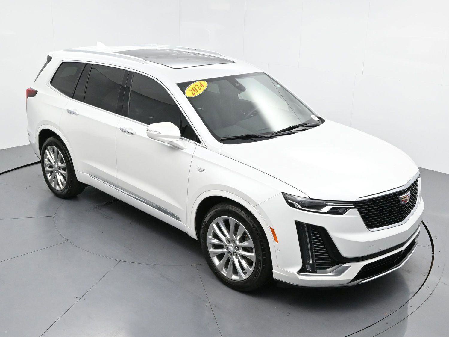 Certified 2024 Cadillac XT6 Premium Luxury w/ Technology Package FWD image 40
