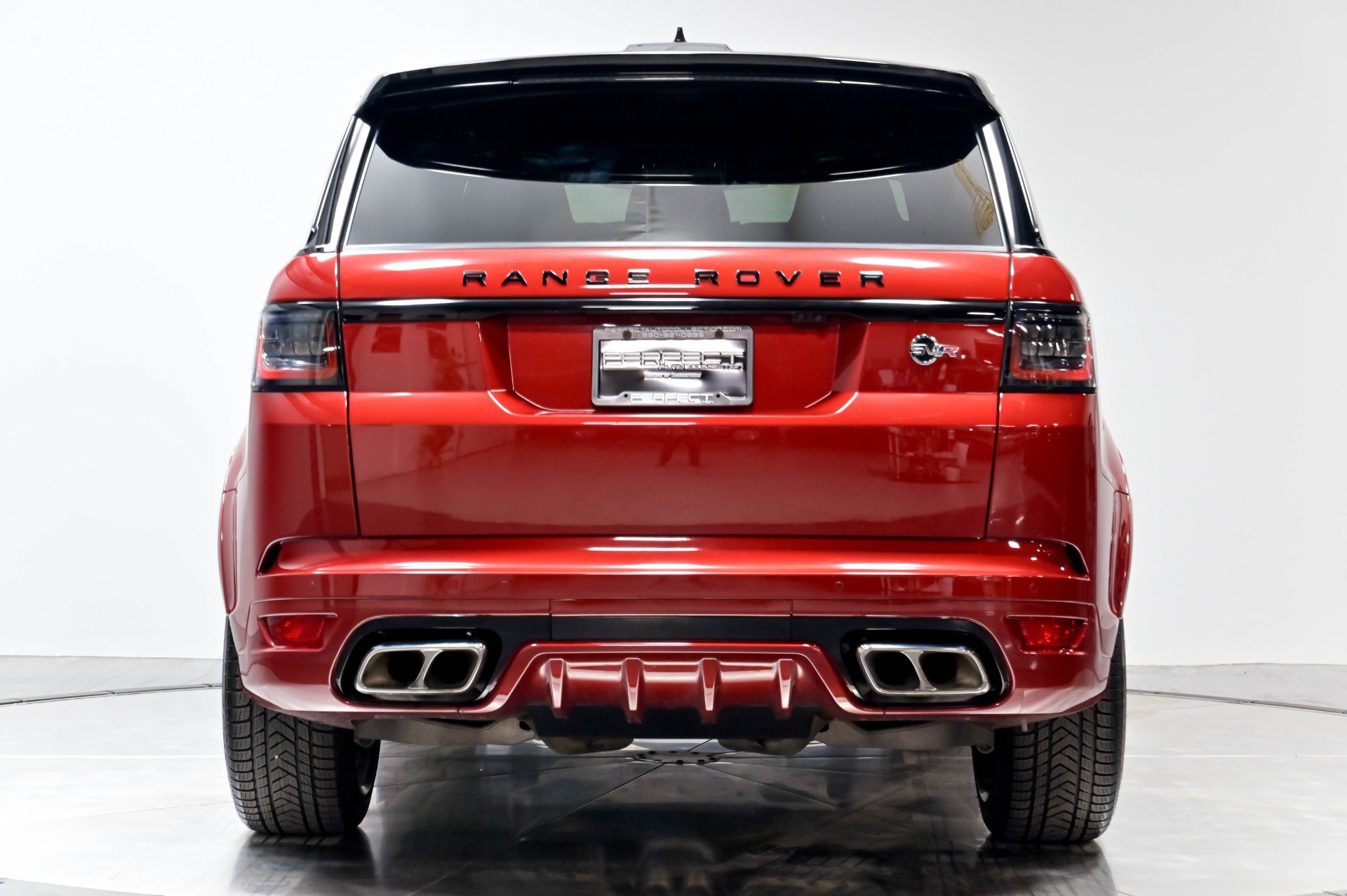 Used 2022 Land Rover Range Rover Sport SVR Carbon Edition AWD/4WD image 49