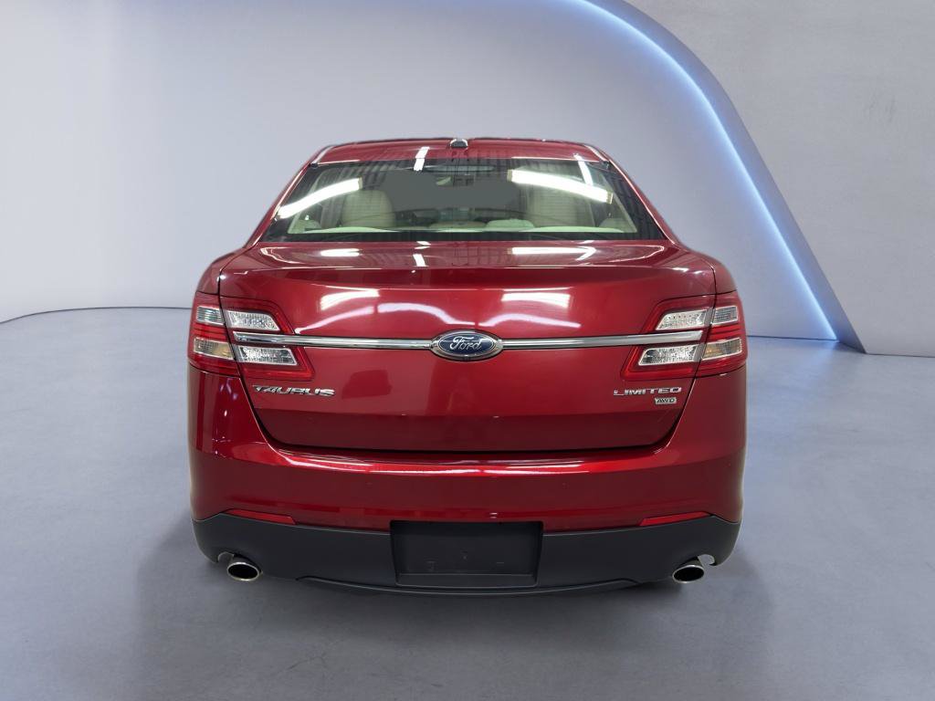 Used 2018 Ford Taurus Limited AWD/4WD image 7