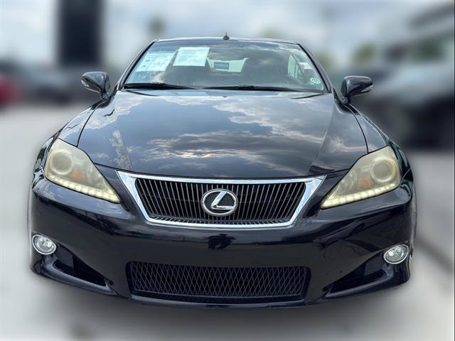 Used 2012 Lexus IS 250C w/ Luxury Pkg RWD image 3