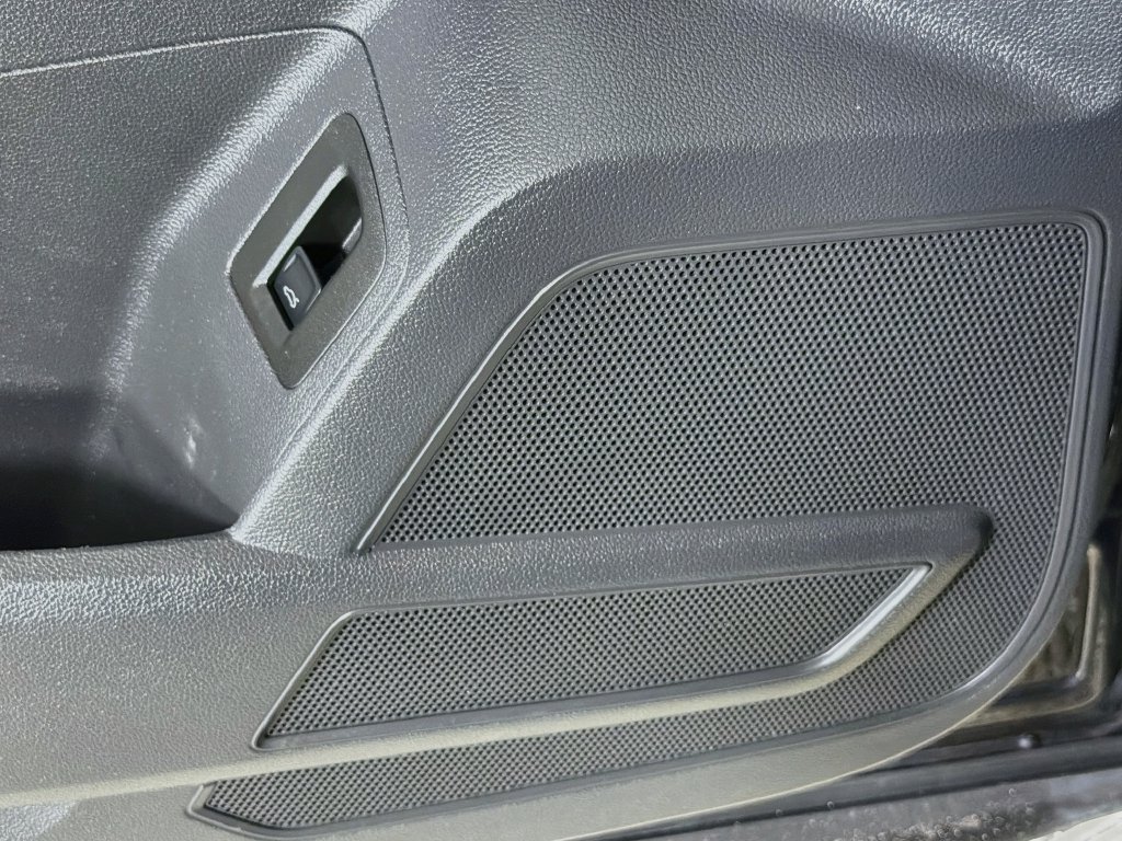 Used 2019 Volkswagen Atlas SEL R-Line FWD image 24