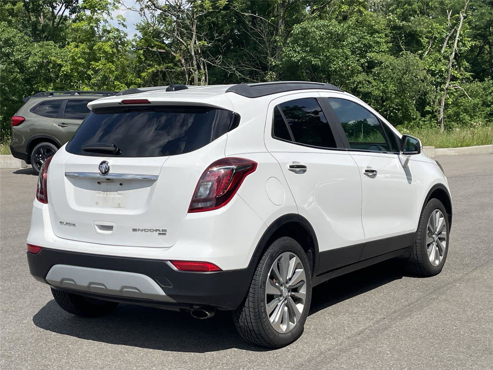 Used 2018 Buick Encore Preferred AWD/4WD image 5