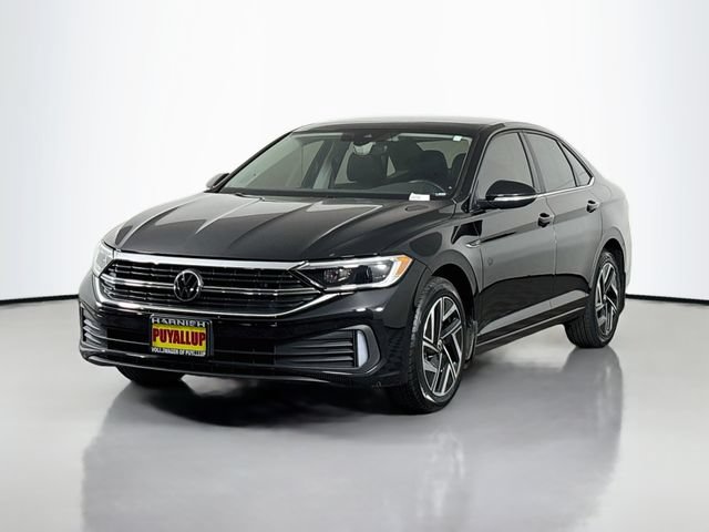 Used 2023 Volkswagen Jetta SEL FWD image 3