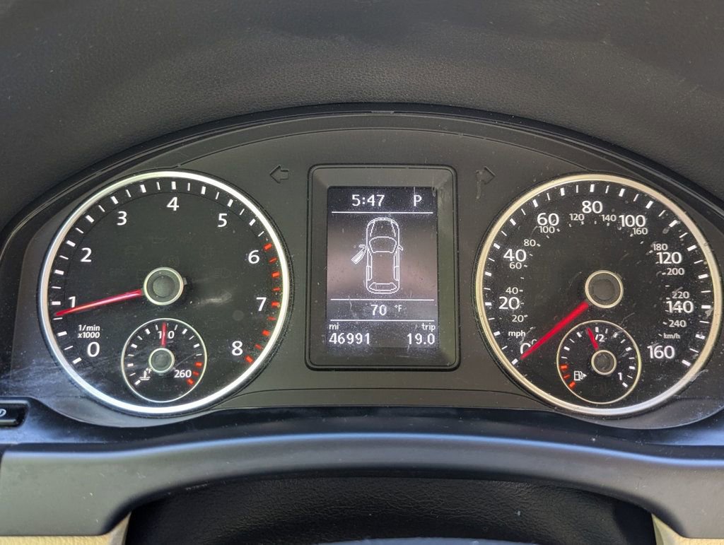 Used 2016 Volkswagen Tiguan S image 27