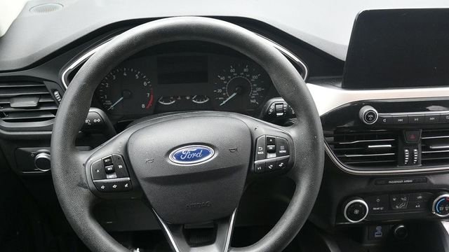 Used 2021 Ford Escape SE FWD image 18