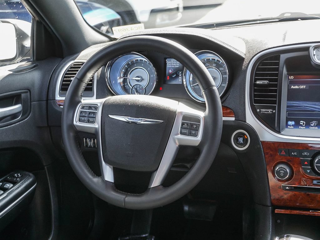 Used 2013 Chrysler 300 AWD w/ Driver Convenience Group image 17