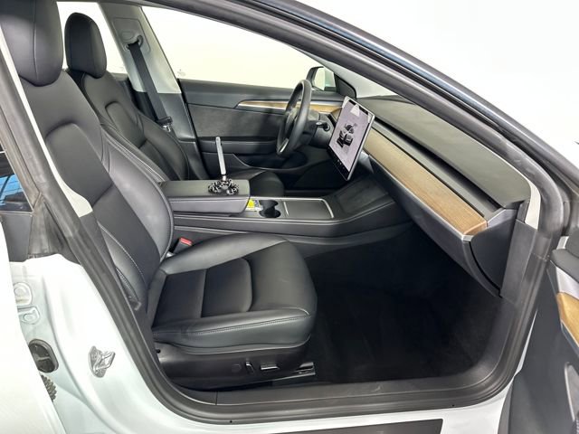 Used 2023 Tesla Model 3 Standard Range image 27