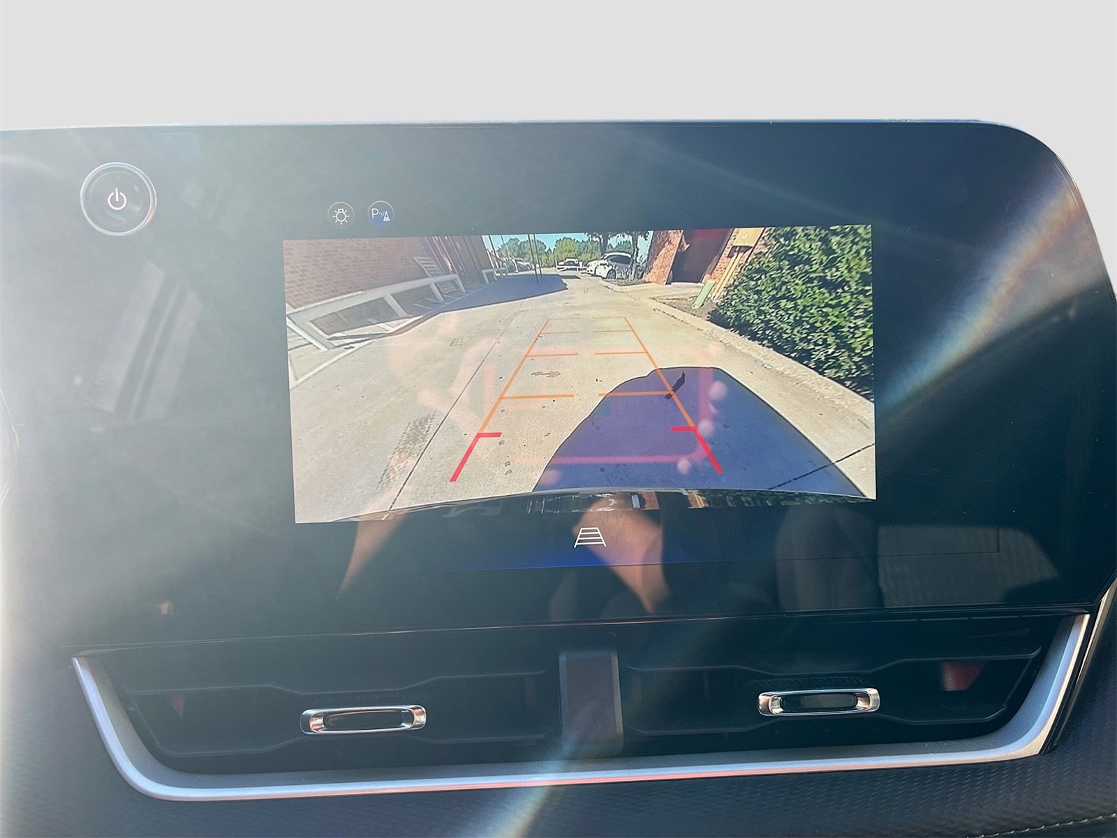 Used 2025 Chevrolet Equinox LT image 14