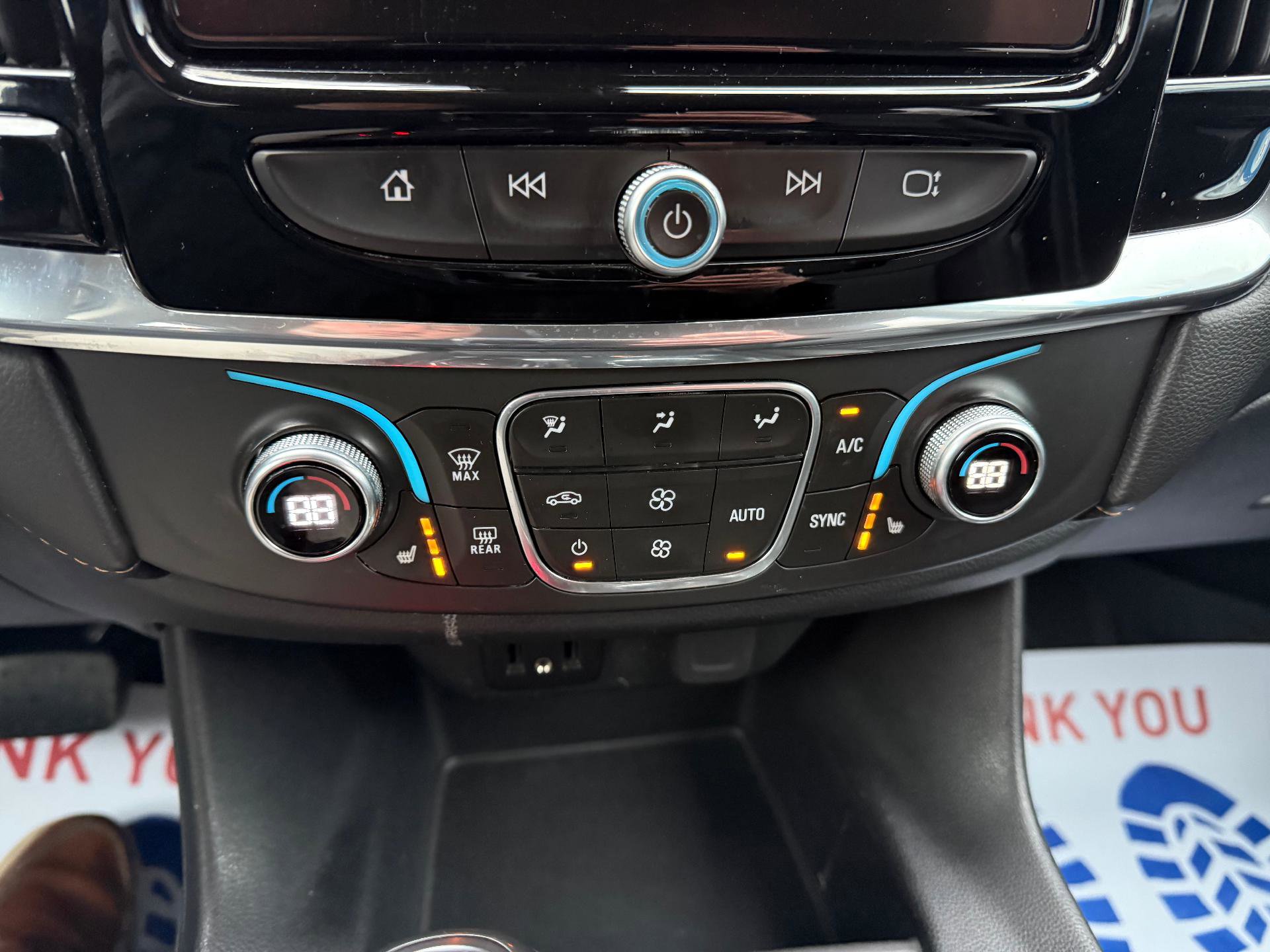 Certified 2018 Chevrolet Traverse LT w/ LPO, Floor Liner Package image 26