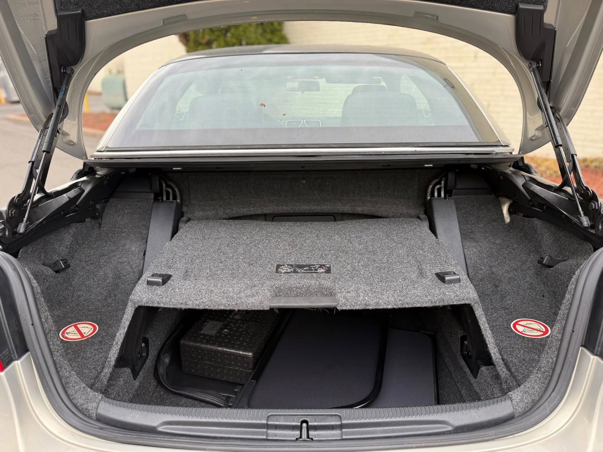 Used 2010 Volkswagen Eos Komfort image 30