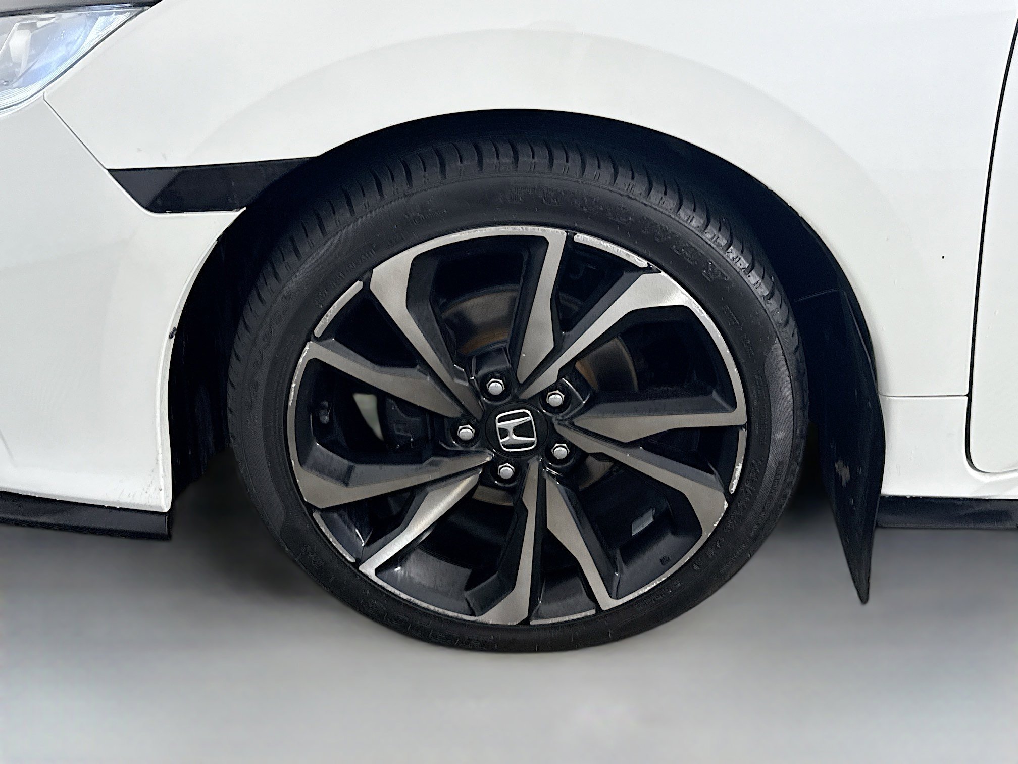 Used 2019 Honda Civic Sport image 11