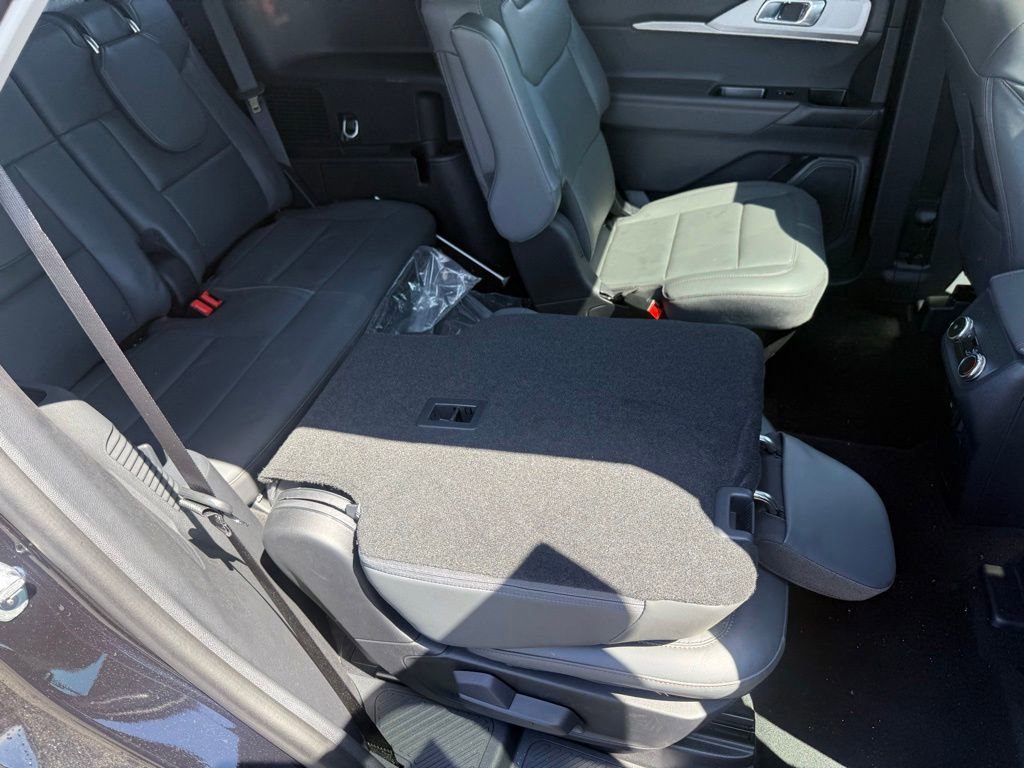 New 2026 Ford Explorer Active w/ Active Comfort Package AWD/4WD image 47
