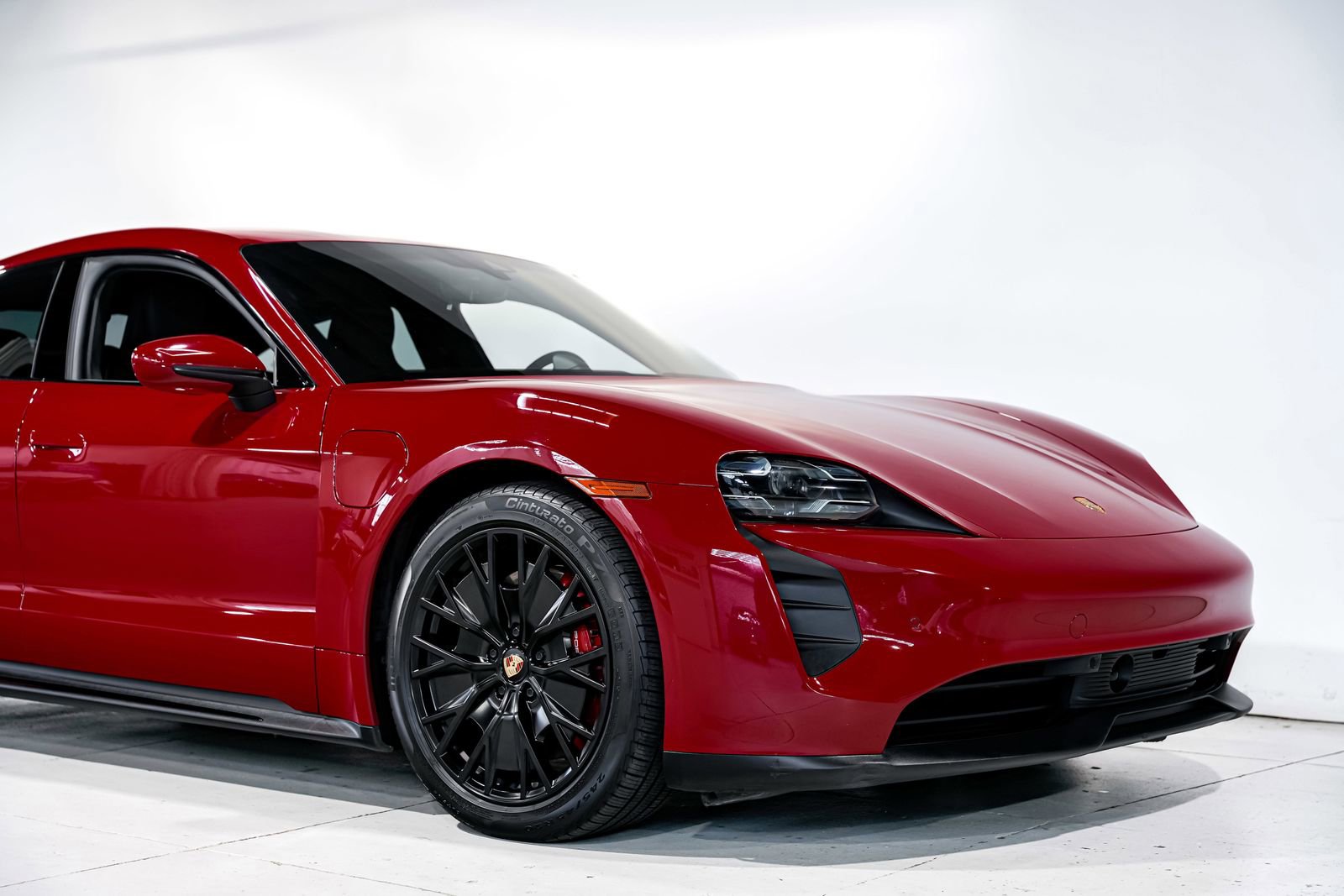 Used 2023 Porsche Taycan GTS AWD/4WD image 47
