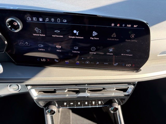 Used 2025 Chevrolet Traverse LT AWD/4WD image 28