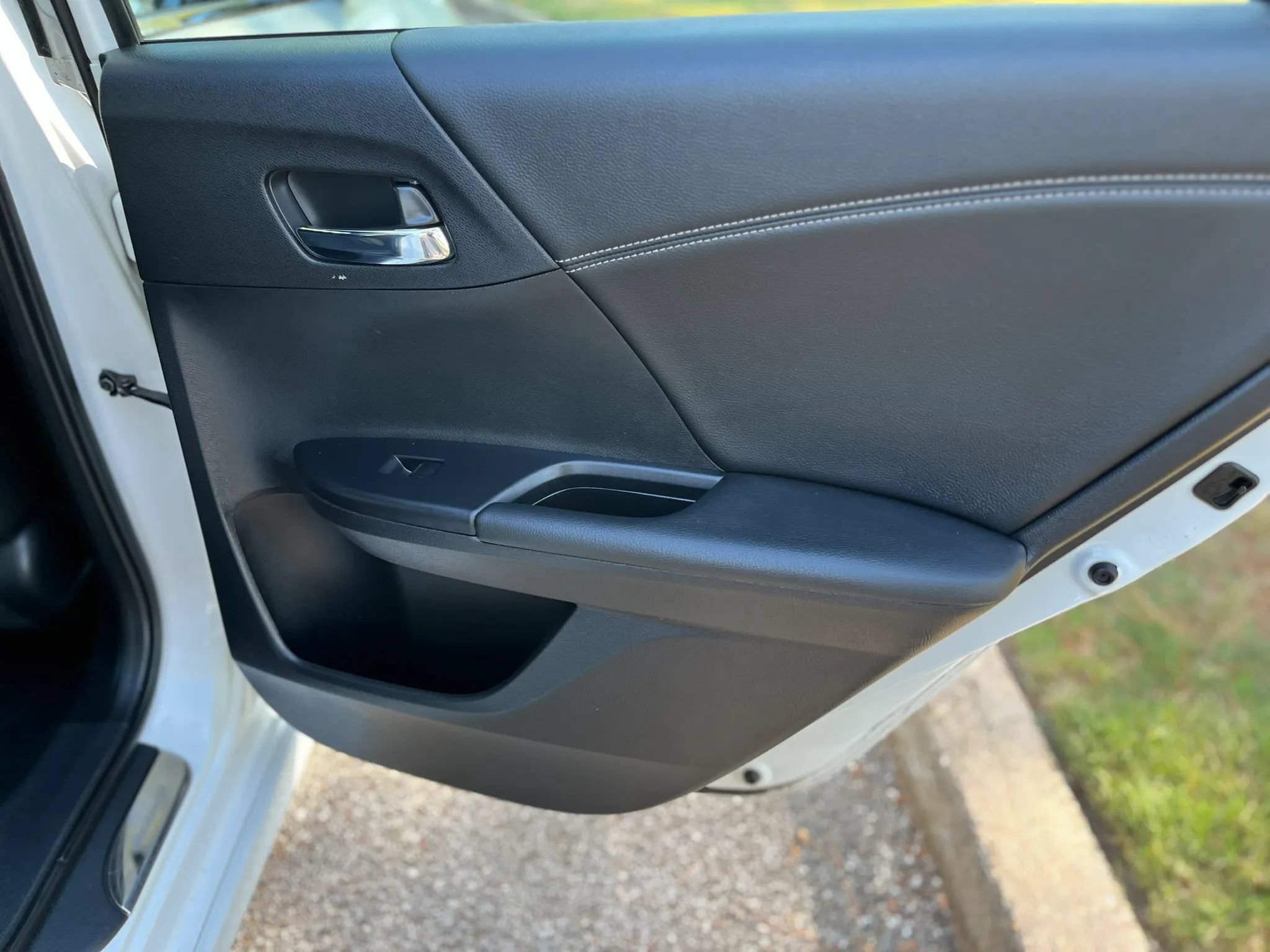 Used 2017 Honda Accord Sport image 21