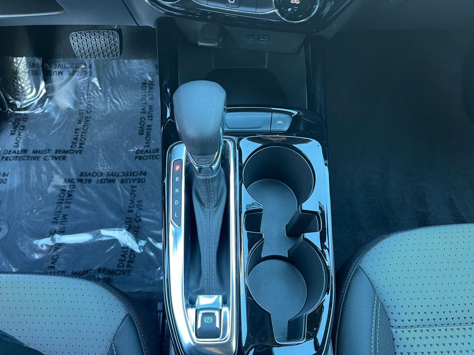 Used 2025 Chevrolet Trax LT image 39