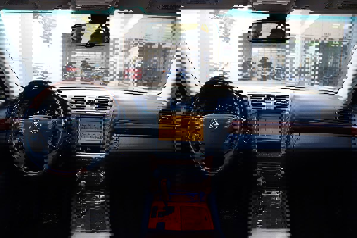 Used 2010 Lexus LS 460 image 11