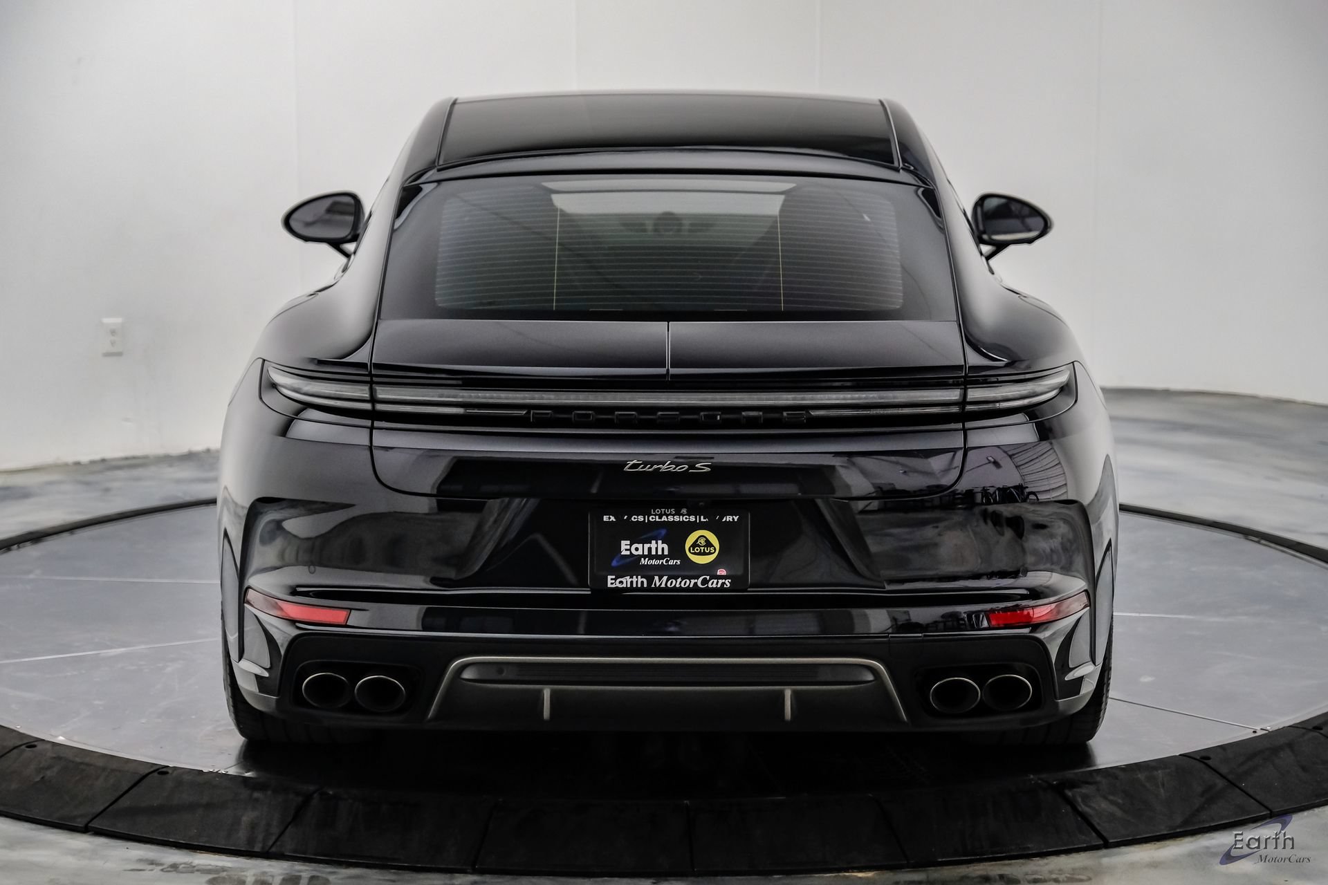 Used 2026 Porsche Panamera Turbo S AWD/4WD image 13