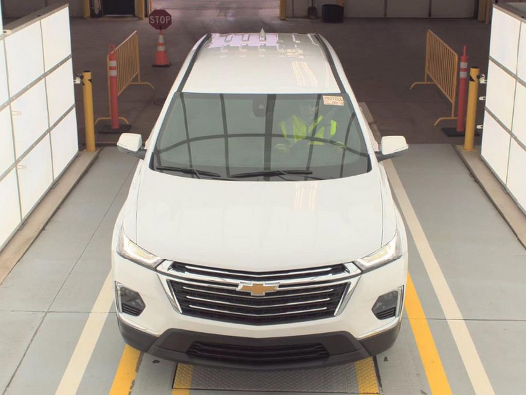 Used 2023 Chevrolet Traverse LT w/ LPO, Floor Liner Package image 2