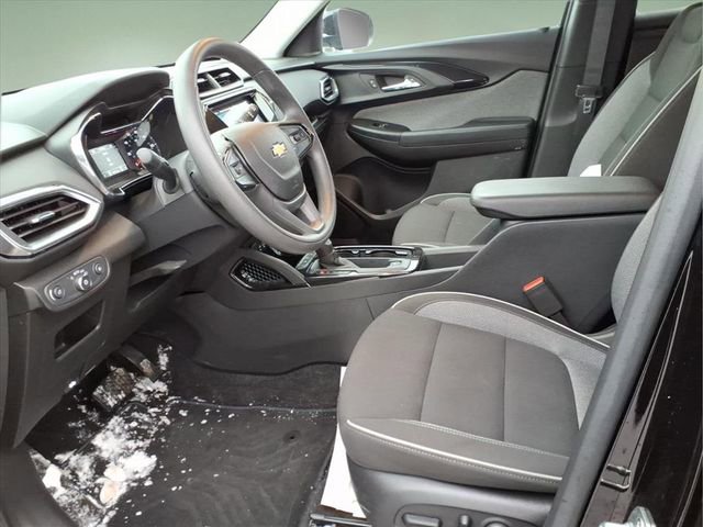 Used 2023 Chevrolet TrailBlazer LT w/ Convenience Package image 11