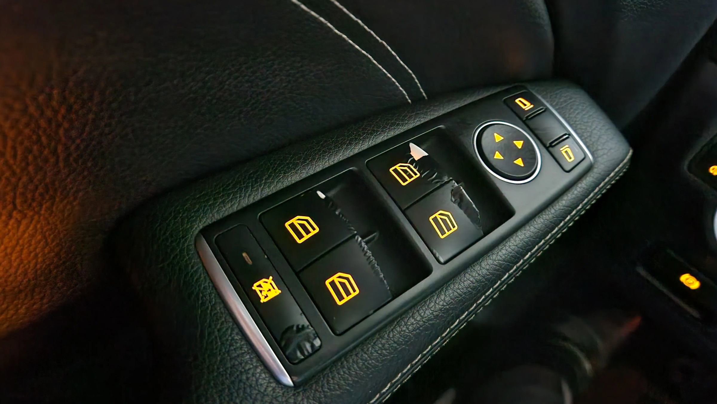 Used 2015 Mercedes-Benz GLA 250 4MATIC image 39