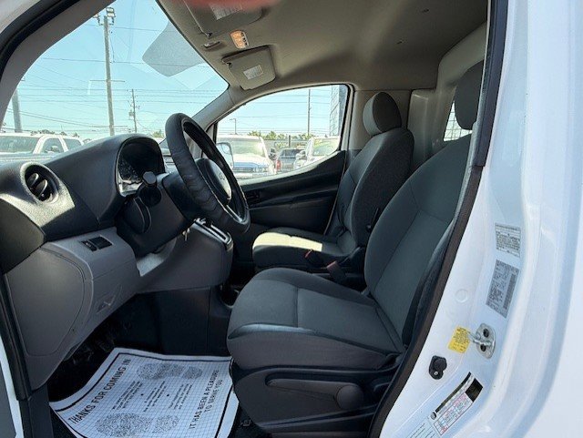 Used 2017 Chevrolet City Express LS image 18