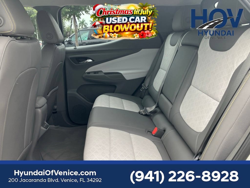 Used 2023 Chevrolet Bolt EUV Premier w/ Sun & Sound Package FWD image 23