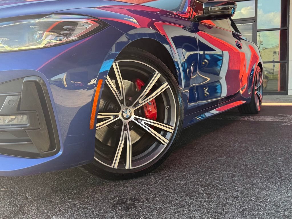 Used 2021 BMW 430i Convertible w/ M Sport Package RWD image 3