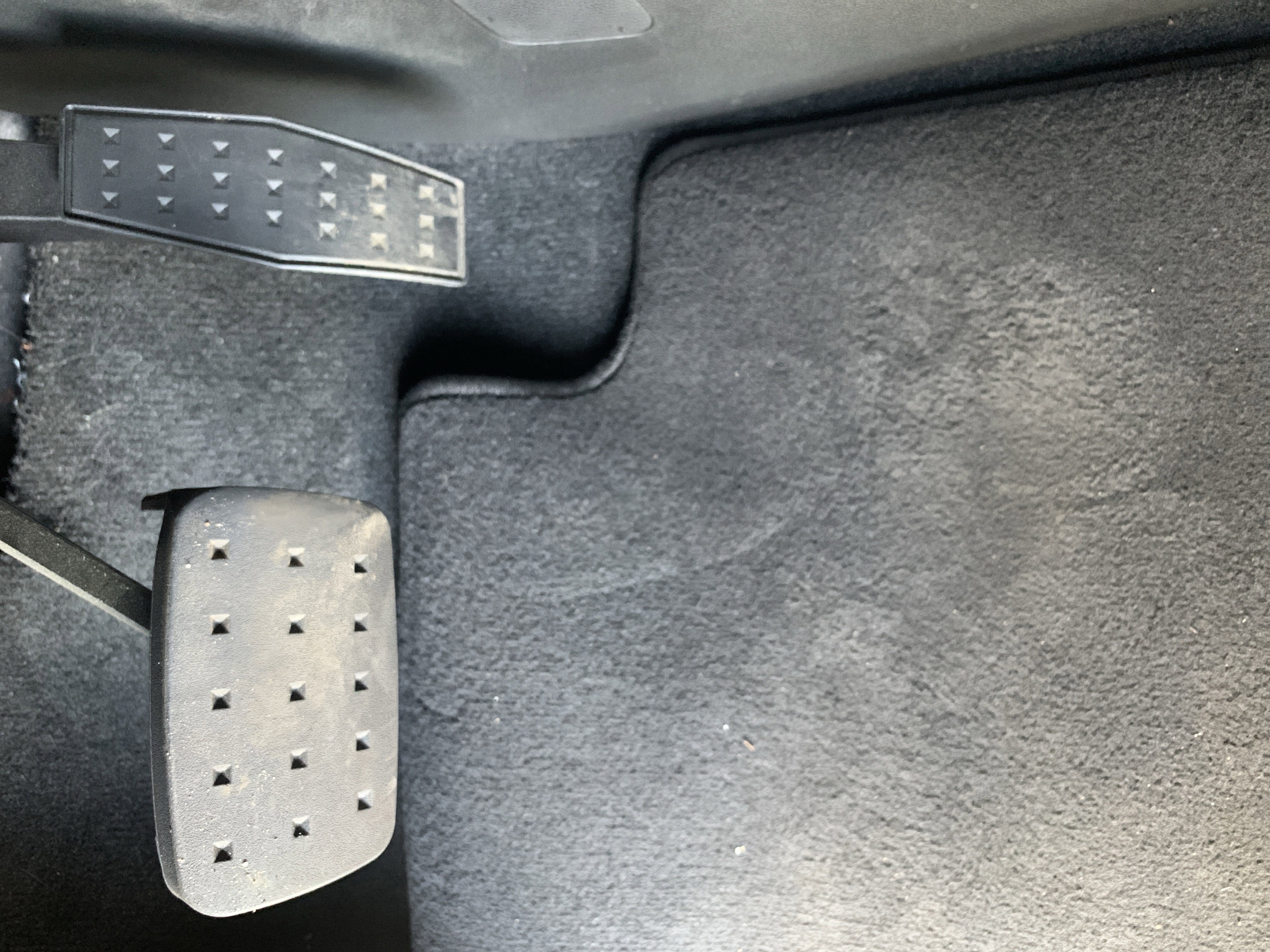 Used 2023 Chevrolet Traverse LT image 29