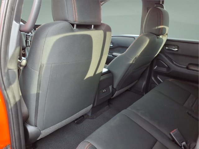 Certified 2025 Nissan Frontier PRO-4X AWD/4WD image 15