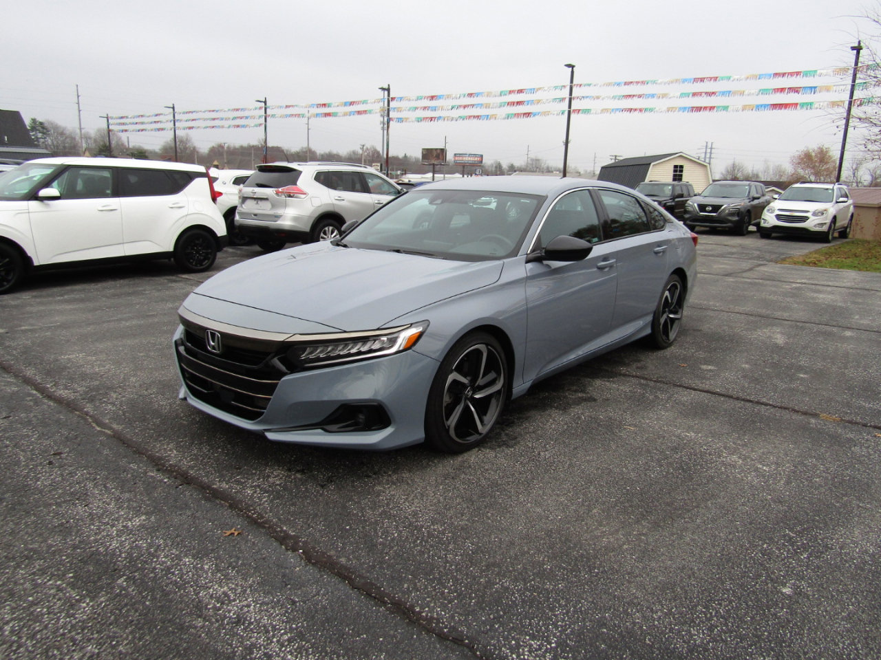 Used 2021 Honda Accord Sport image 3