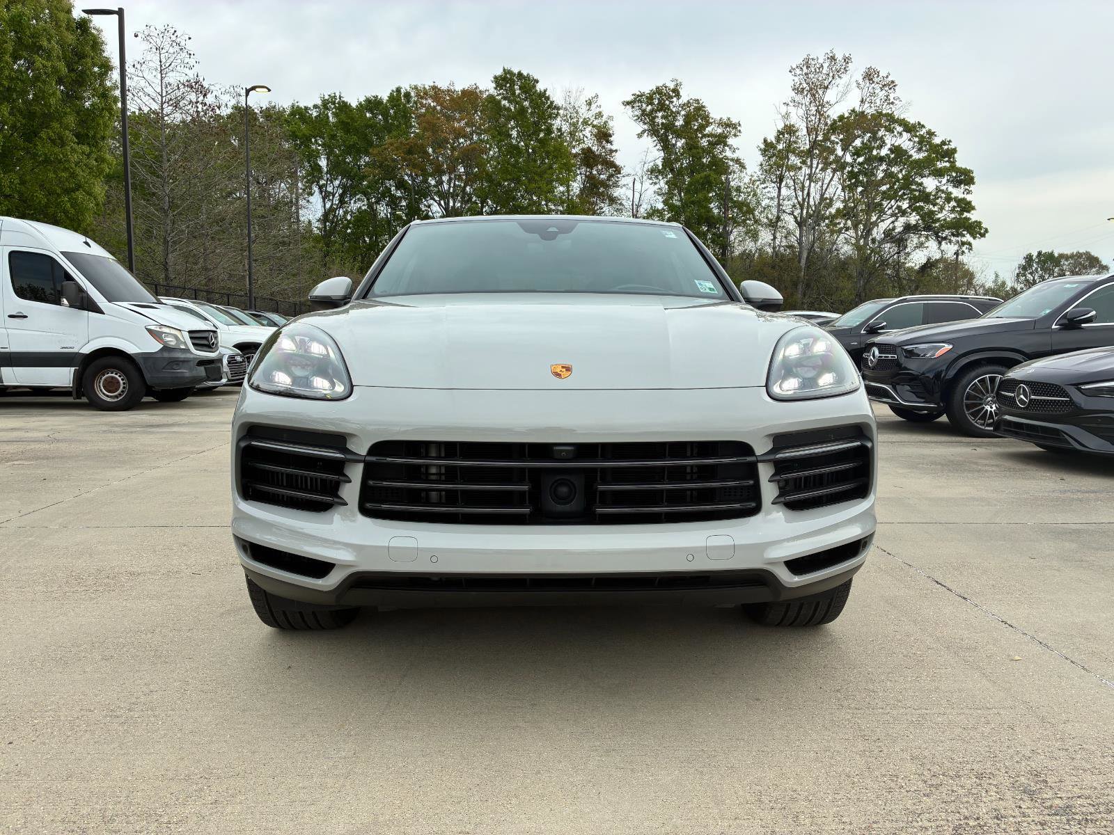 Used 2022 Porsche Cayenne S Platinum image 2