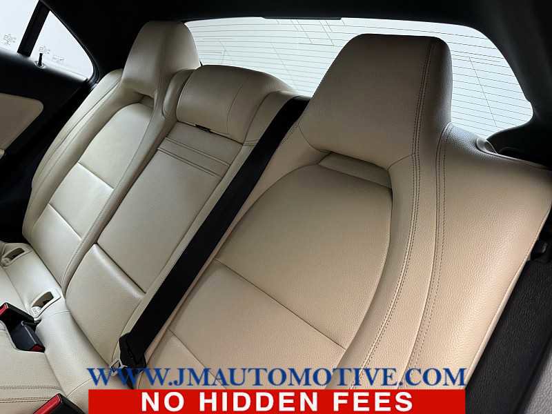 Used 2015 Mercedes-Benz CLA 250 image 15