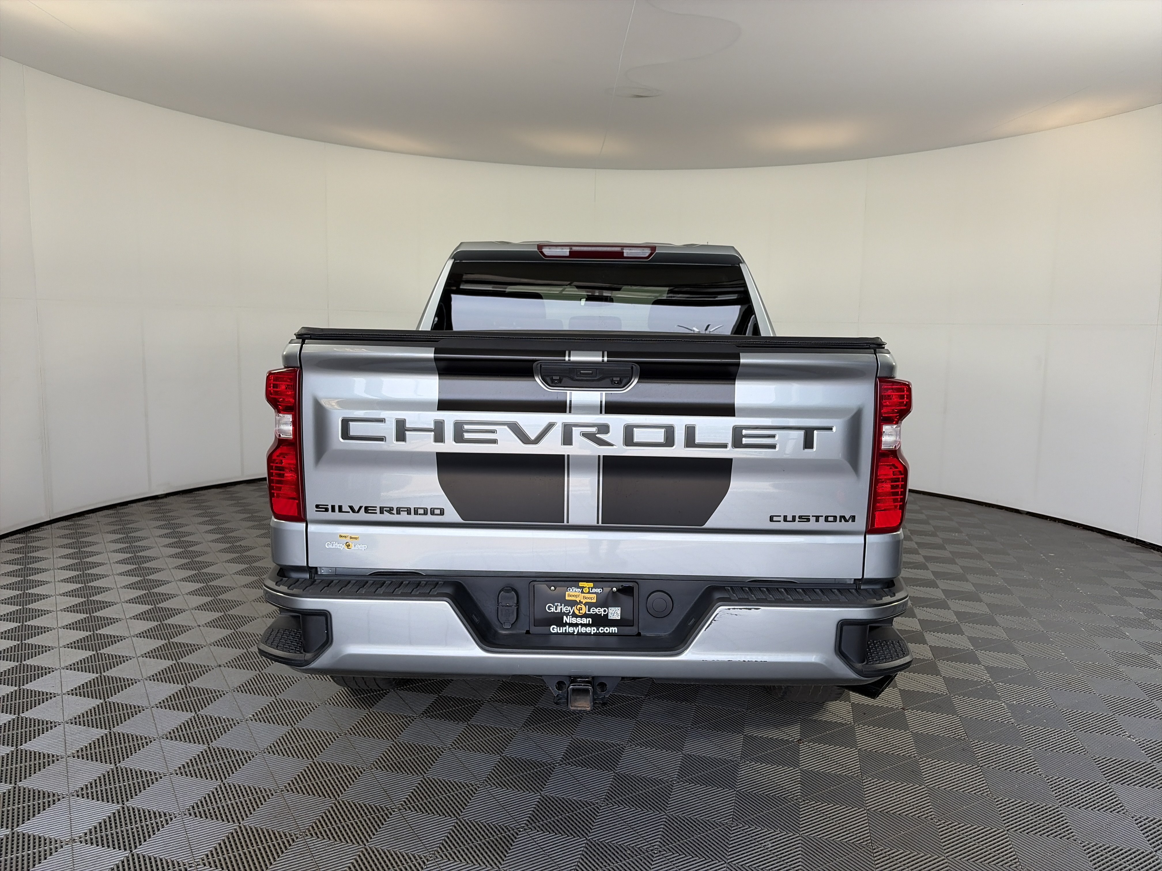 Used 2024 Chevrolet Silverado 1500 Custom w/ Rally Edition AWD/4WD image 9