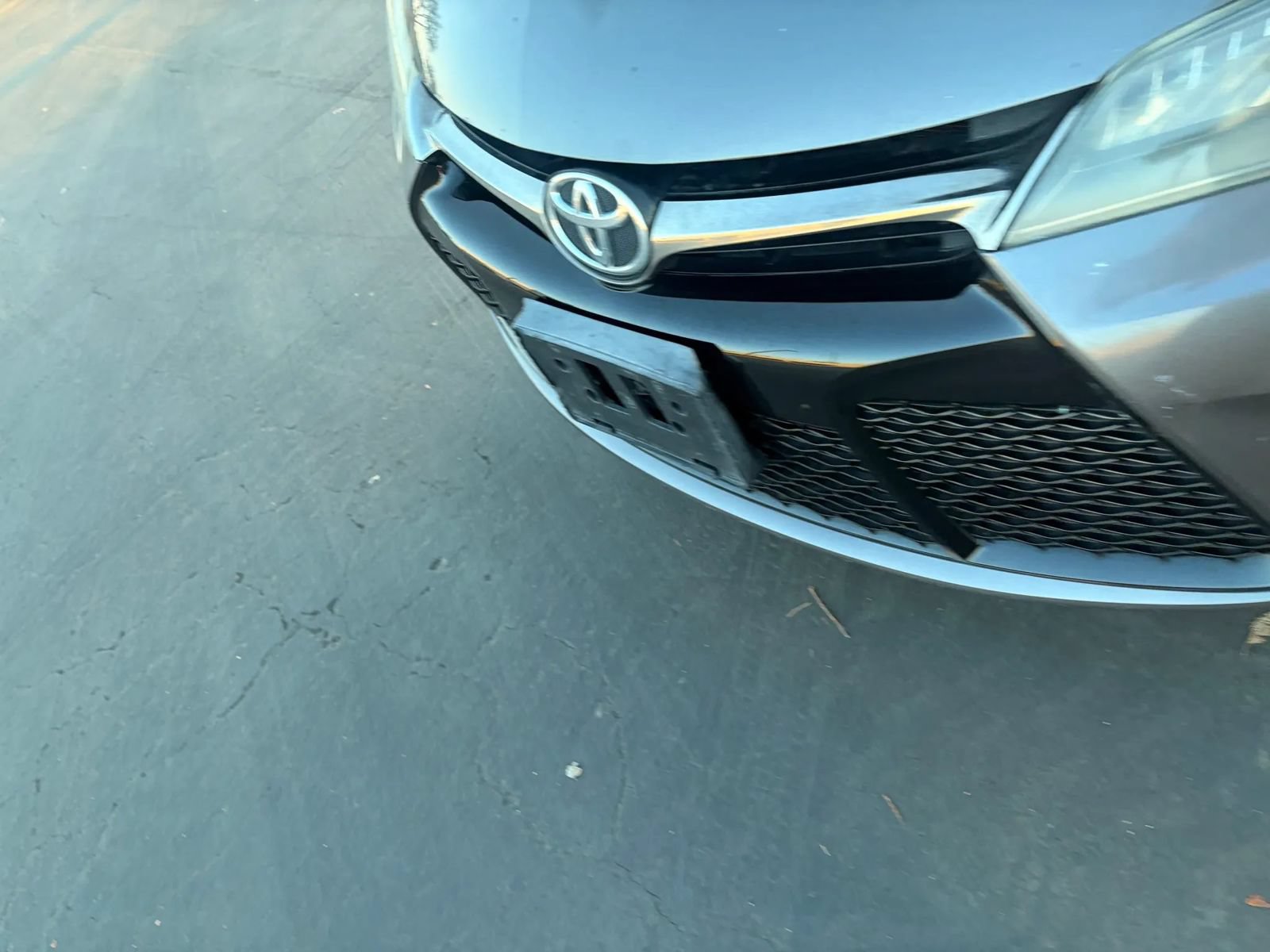 Used 2016 Toyota Camry SE FWD image 5