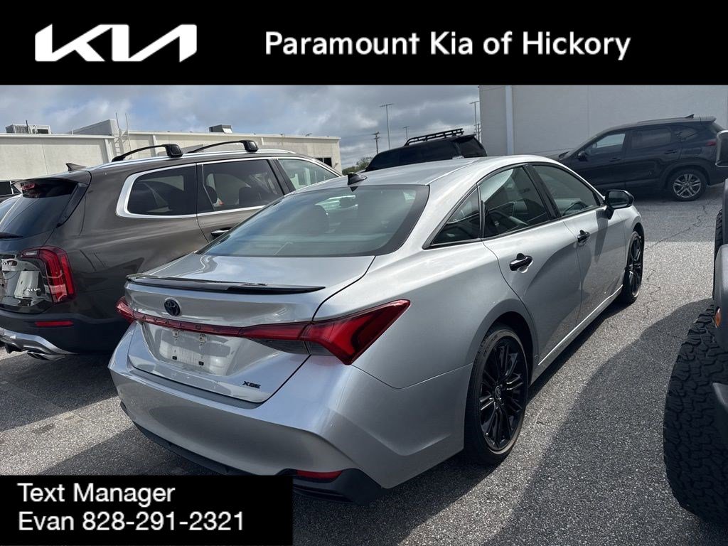 Used 2022 Toyota Avalon XSE w/ Carpet Mat Package (TMS) image 7