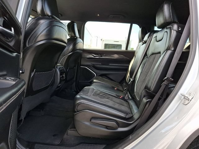 Used 2022 Jeep Grand Cherokee L Laredo AWD/4WD image 13