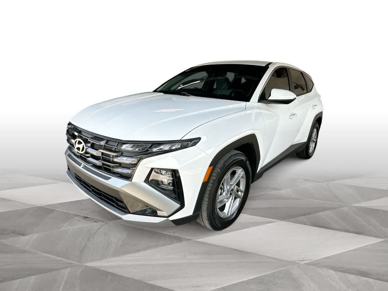 Used 2025 Hyundai Tucson SE FWD image 4
