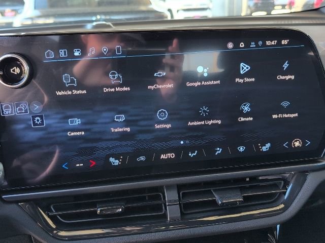 New 2026 Chevrolet Equinox EV RS FWD image 23