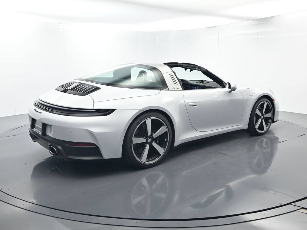 Used 2026 Porsche 911 Targa 4S AWD/4WD image 15