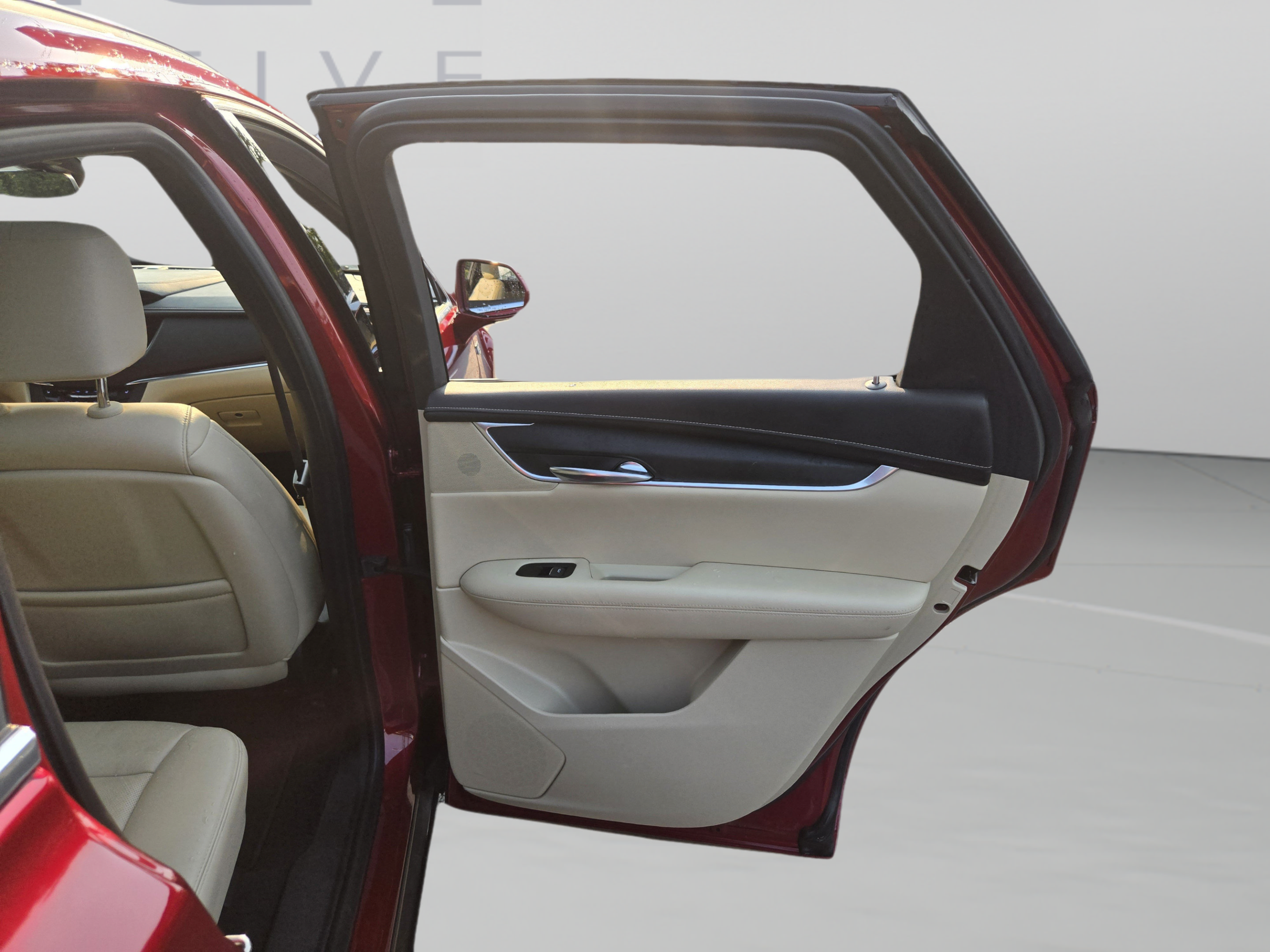 Used 2019 Cadillac XT5 Luxury FWD image 26