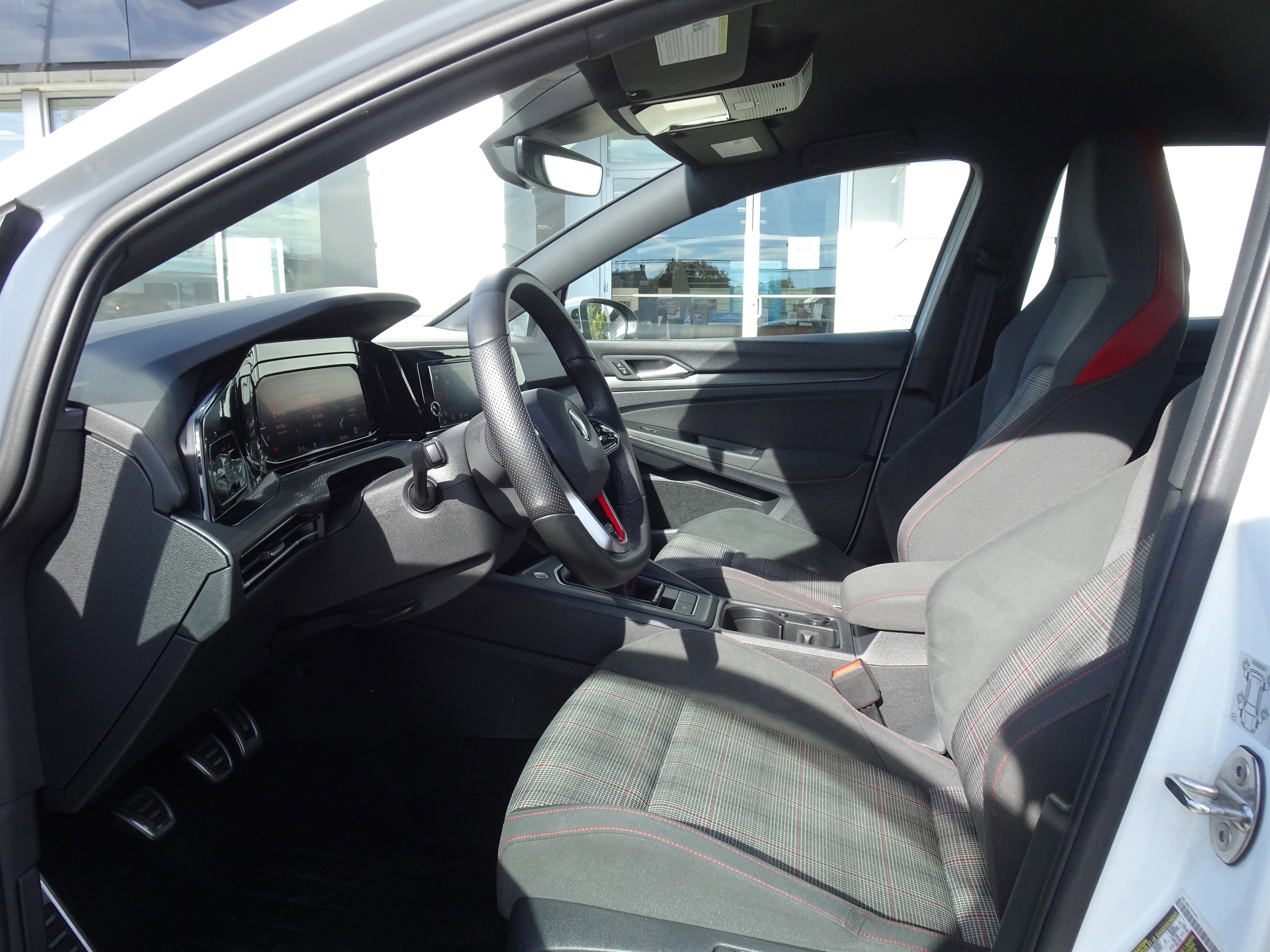 Used 2022 Volkswagen GTI S image 10