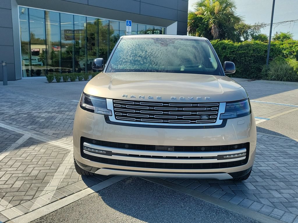 Certified 2024 Land Rover Range Rover Autobiography AWD/4WD image 8
