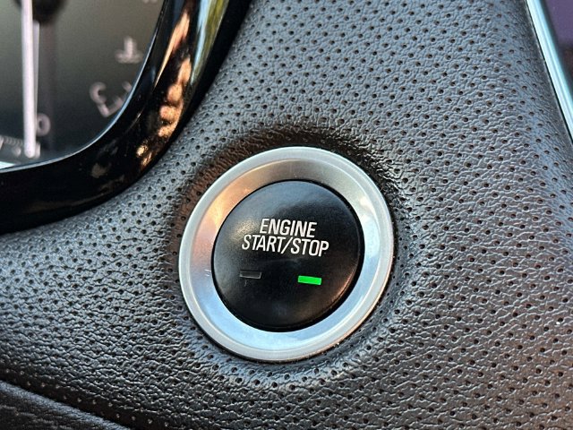 Used 2024 Cadillac XT5 Sportv AWD/4WD image 30