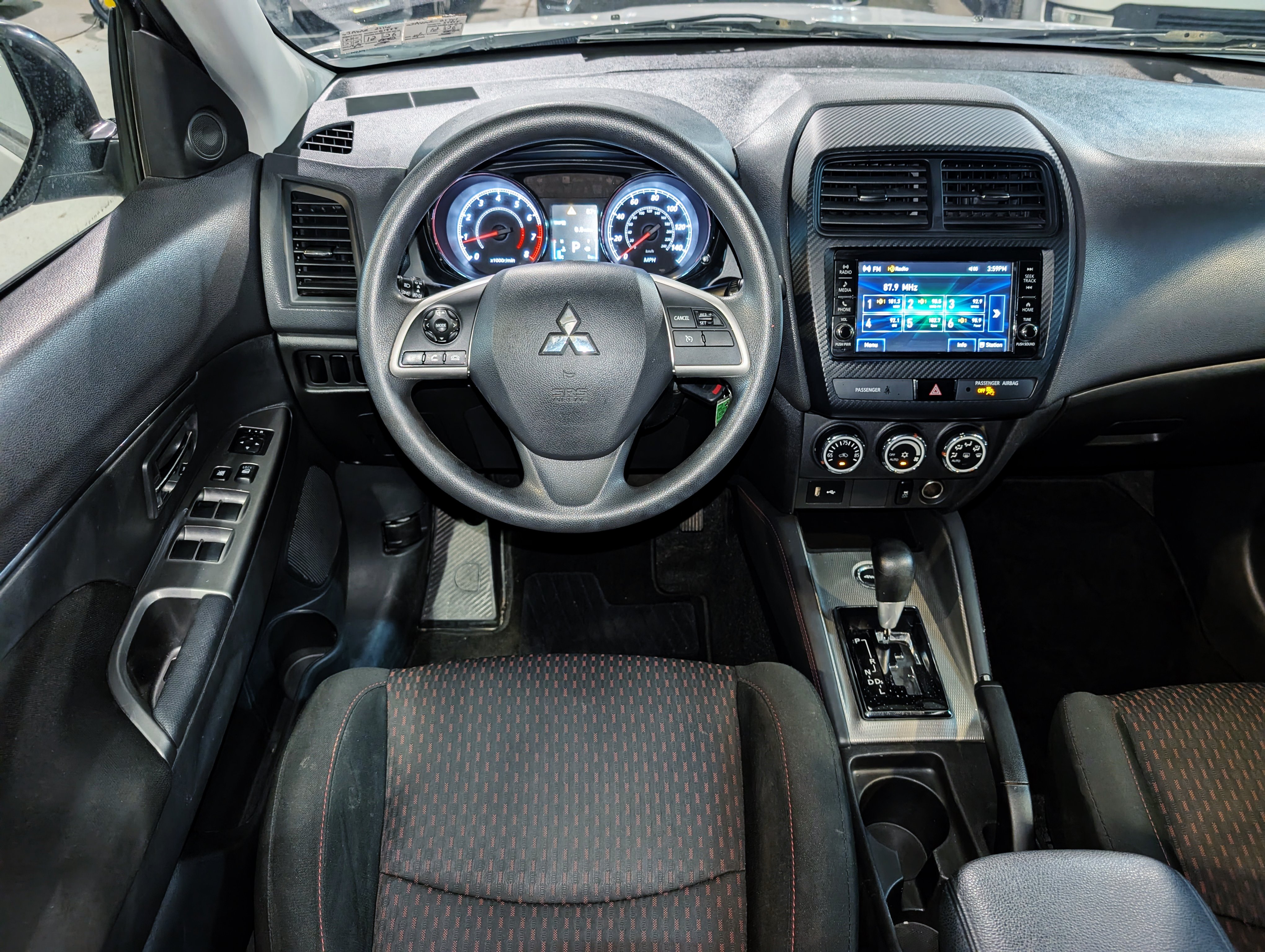 Used 2018 Mitsubishi Outlander Sport ES AWD/4WD image 3