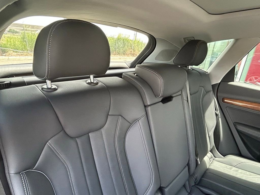 Certified 2024 Audi Q5 e Premium Plus w/ Premium Plus Package image 40